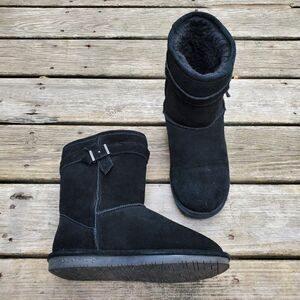 Bearpaw Val‎ Black Suede Leather Sheep Shearling Lined Buckle Warm Cozy Boots 9